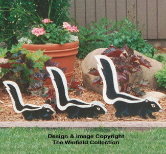 Skunk Family Woodcraft Pattern - The Winfield Collection