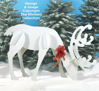 GIGANTIC Feeding Reindeer Premium Woodcraft Pattern - The Winfield Collection